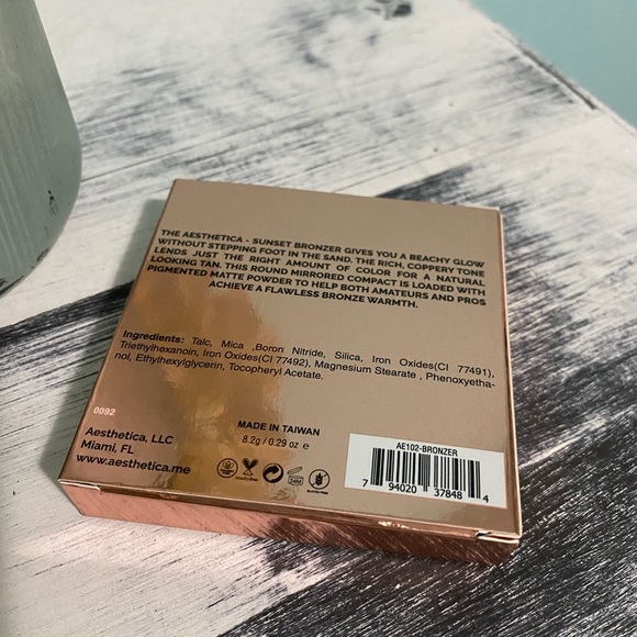 Aesthetica Sunset Bronzer - Picture 6 of 6